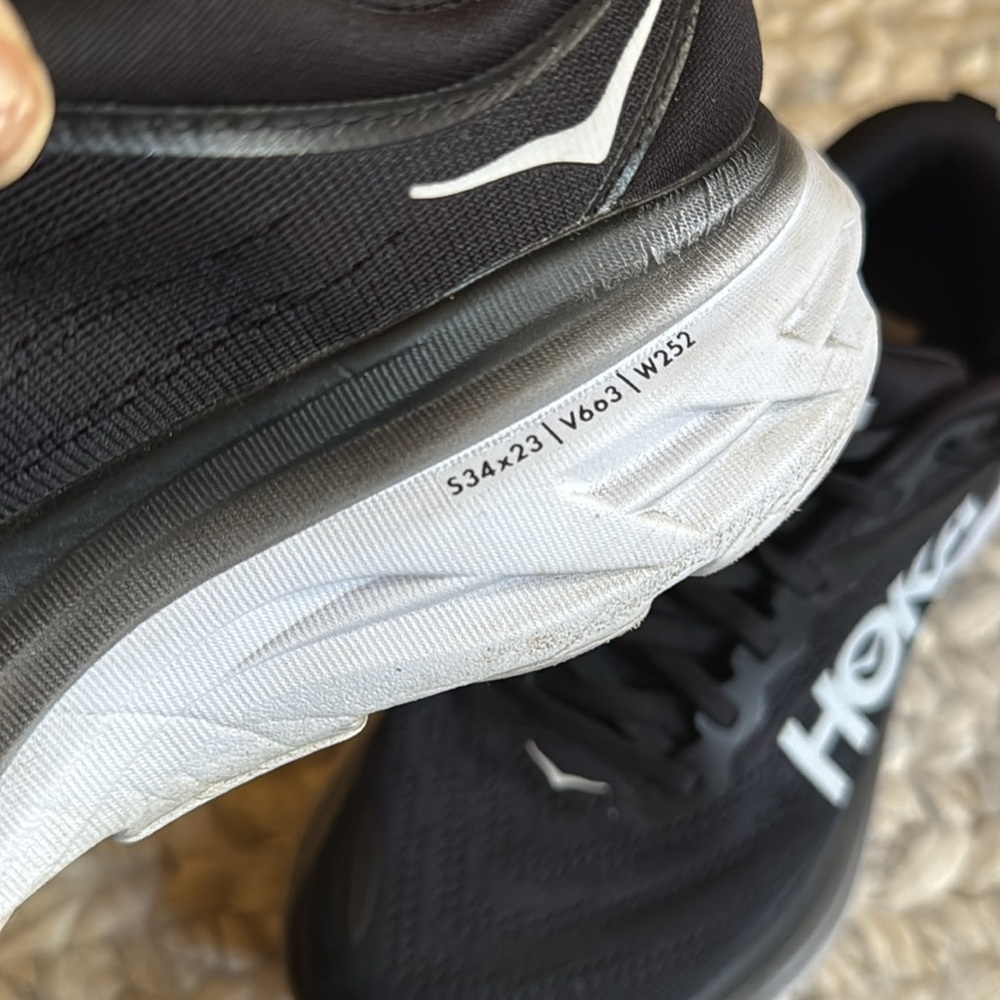 Hoka Bondi 8 Black Athletic Shoes - Picture 2 of 10